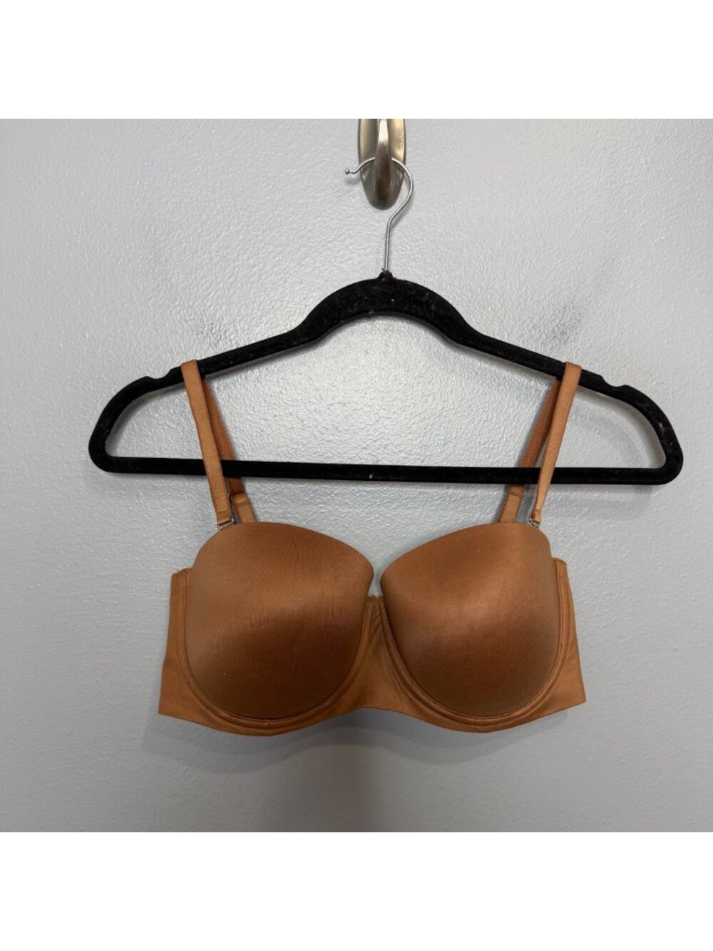 AERIE real sunnie strapless lightly lined bra size 34DD